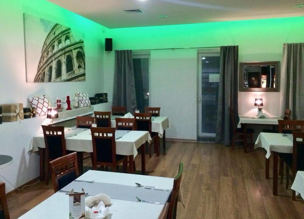 Aparthotel Travel Krakkó Kültér fotó